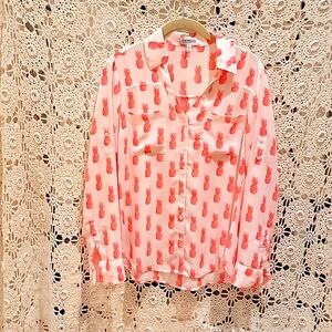 Express woman's top